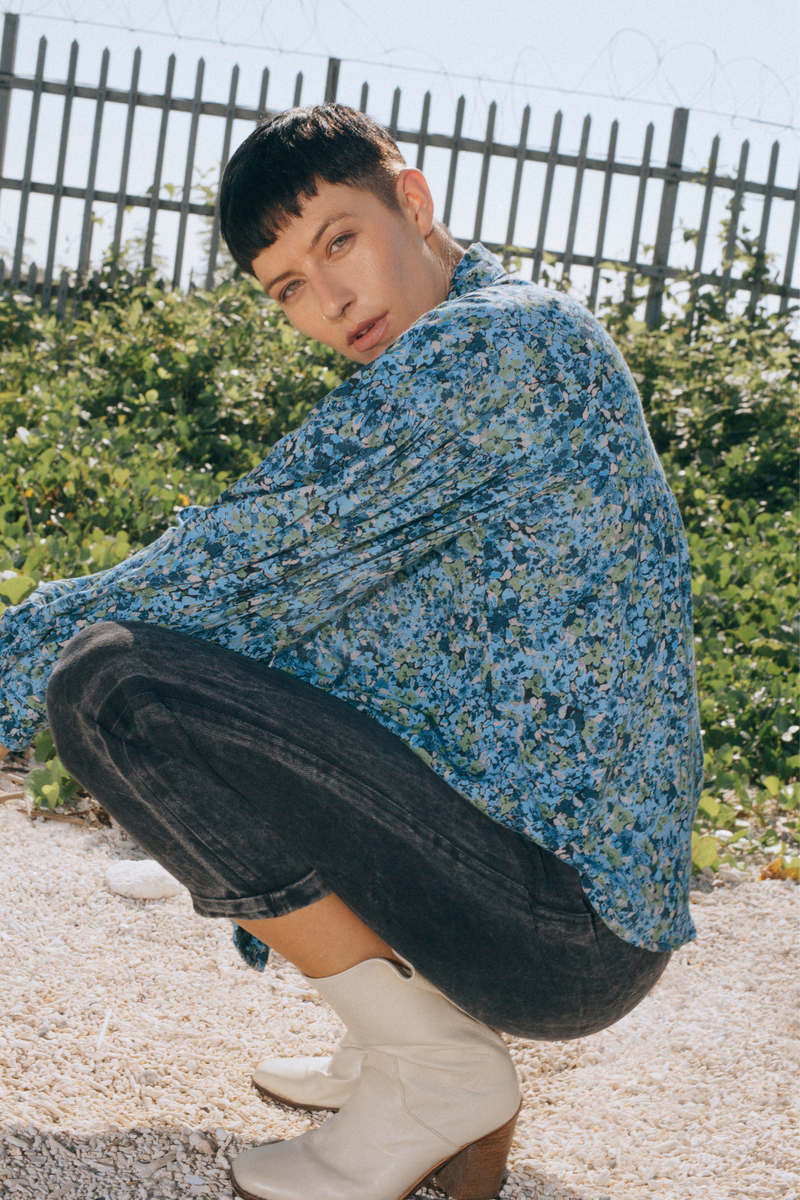 THE PIRATE BUTTON UP SHIRT - FLORAL EXPLOSION BLUE